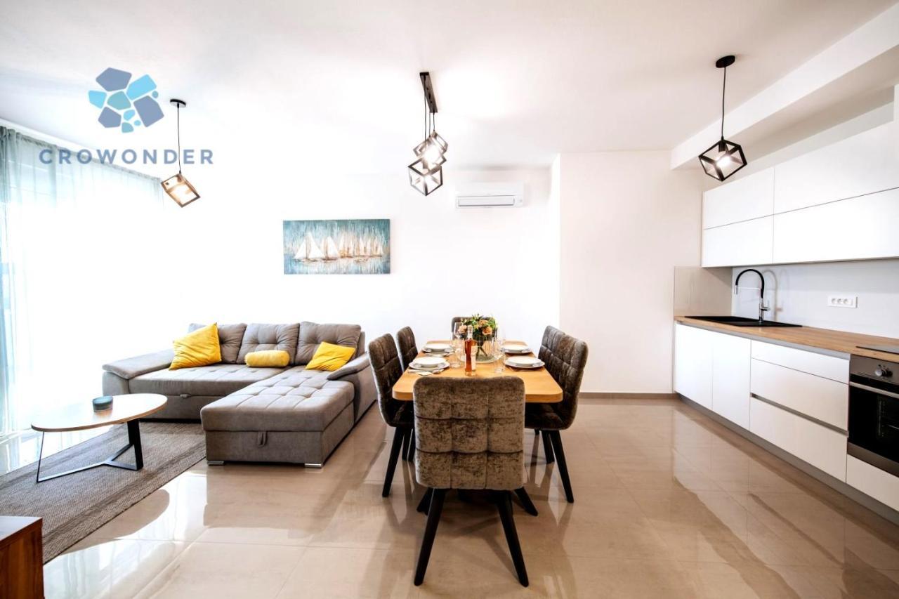 Crowonder Sun Dance Apartments With Heated Swimming Pool Seaview And Garden Светі Филип-і-Яков Екстер'єр фото