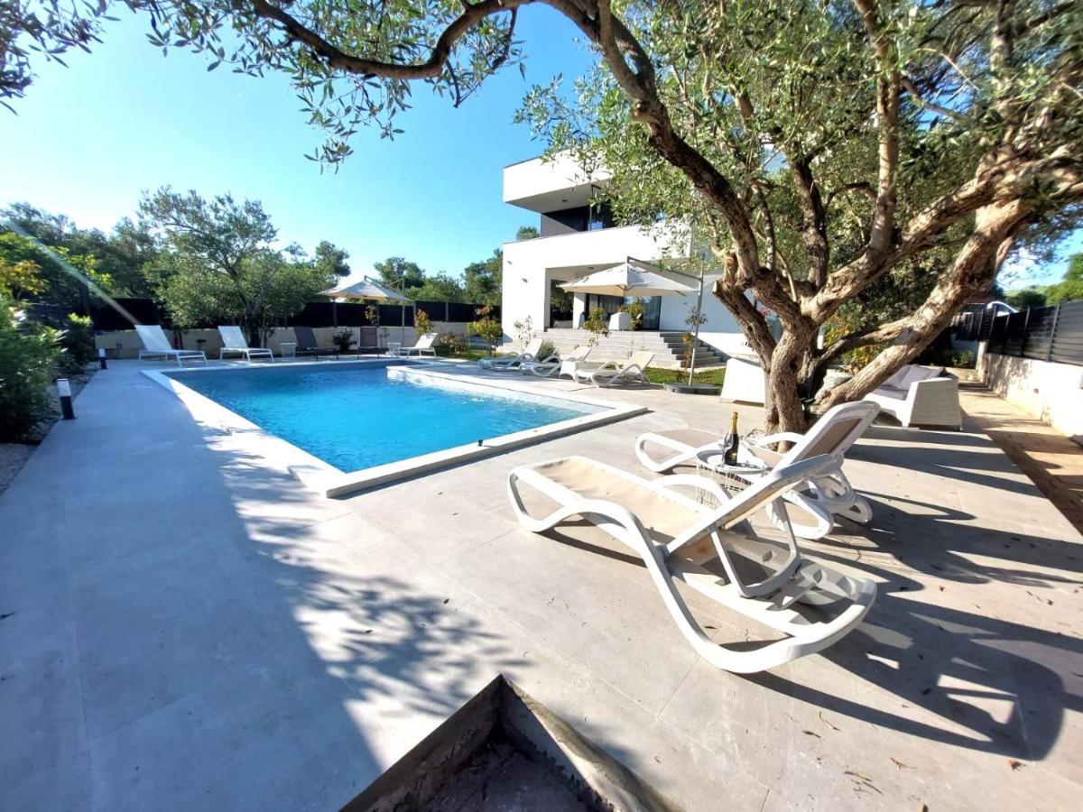 Crowonder Sun Dance Apartments With Heated Swimming Pool Seaview And Garden Светі Филип-і-Яков Екстер'єр фото